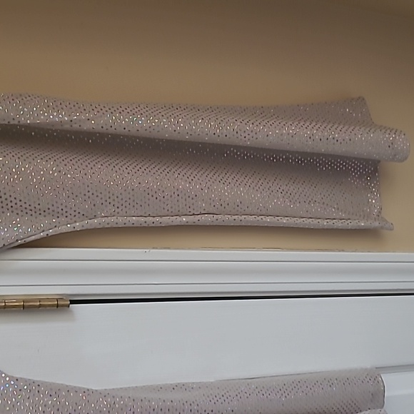 Beautiful Sparkly Pants NWT - Picture 3 of 7